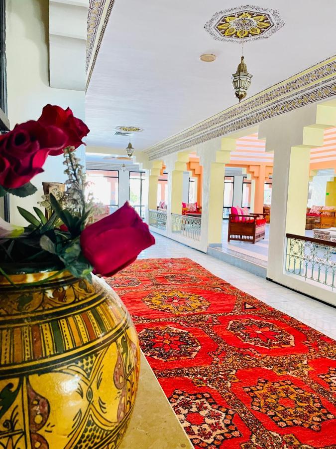 Hotel Bougafer Tinghir Buitenkant foto