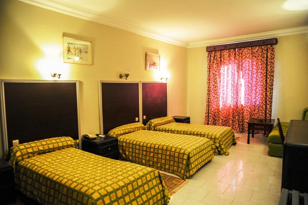 Hotel Bougafer Tinghir Buitenkant foto